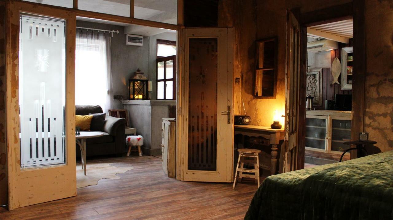 Ferienwohnung Vintage In Old Town Kecskemét Exterior foto